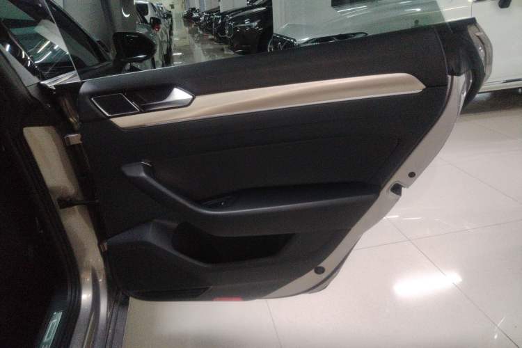 Used Volkswagen FAW-Volkswagen CC 2020 330TSI Huayan Edition China VI Standard