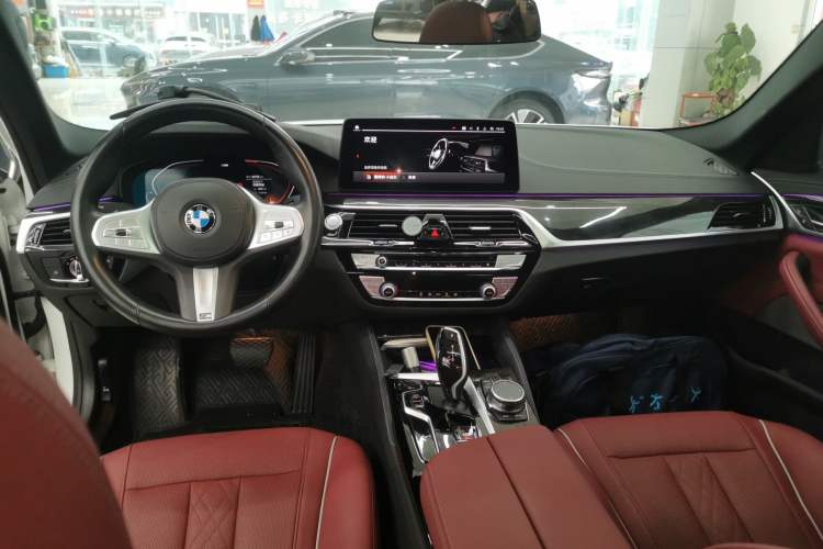 Used BMW 5 Series 2022 Second Facelift 525Li M Sport Package
