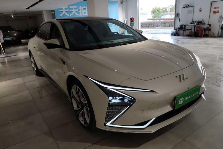 Used  L7 2022 Pro Model