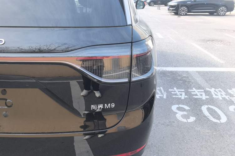 Used Hima AITO M9 2024 Range-Extended Ultra Version 42 kWh 6-Seater Model
