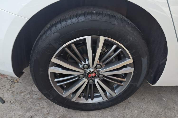 Used Roewe i5 2019 1.5L Automatic 4G Connected Langhao Edition