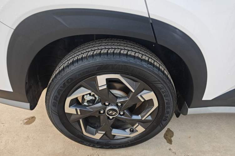 Used Hyundai ix35 2023 Musso 2.0L Deluxe Edition DLX