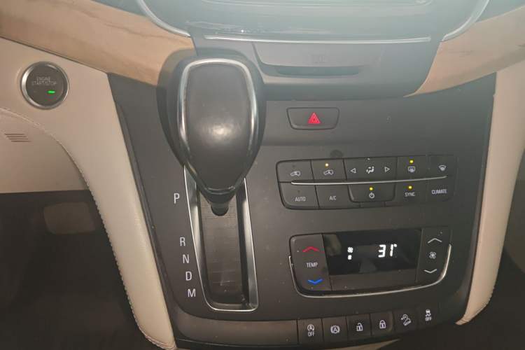 Used Buick GL8 2017 ES 28T Comfort Model China V Standard