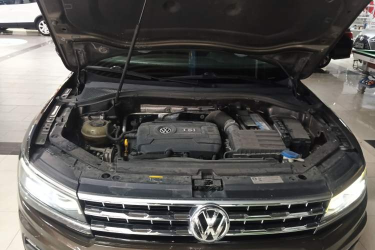 Used Volkswagen Tiguan L 2017 380TSI Automatic All-Wheel-Drive Luxury Edition