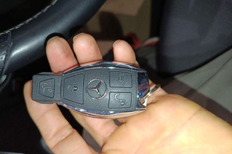 Used Mercedes-Benz V-Class 2022 V 260 Prestige Edition
