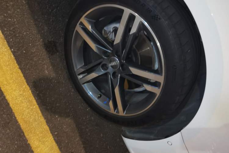 Used Audi A4L 2020 40 TFSI Luxury Dynamic Model
