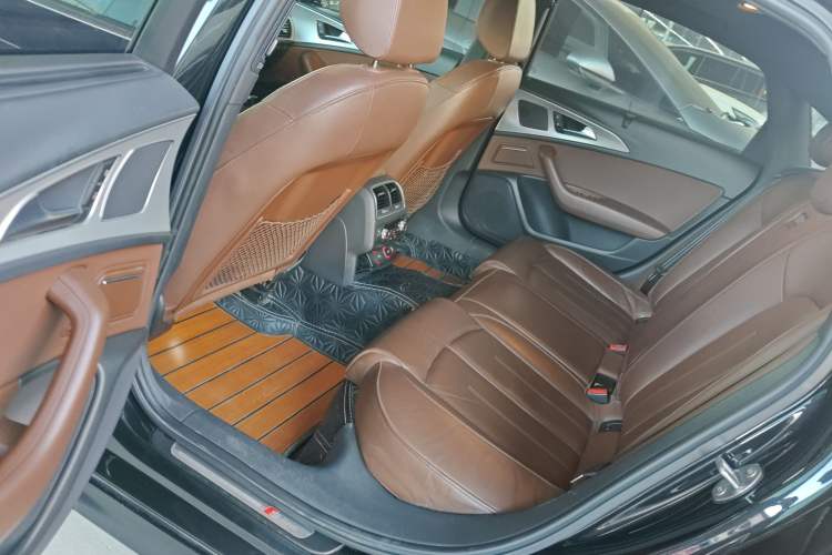 Used Audi A6L 2018 30th Anniversary Edition 45 TFSI quattro Sport model
