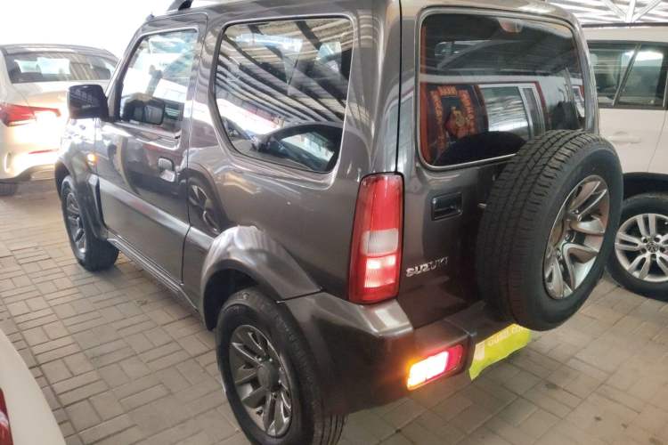 Used Suzuki Jimny 2015 1.3 AT JLX