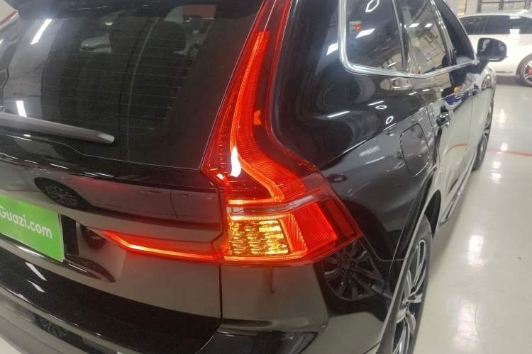 Used Volvo XC60 2021 T5 4x4 Smart Luxury Edition
