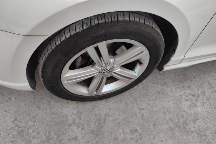 Used Volkswagen Lamando 2015 280TSI DSG Comfort Edition
