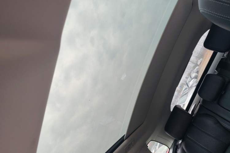 Used Land Rover Range Rover Evoque 2017 2.0T SE PLUS Smart Enjoyment Edition