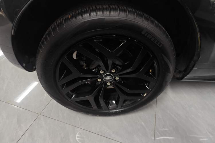 Used Land Rover Range Rover Evoque 2021 Range Rover Velar 249 PS R-Dynamic S Performance Edition