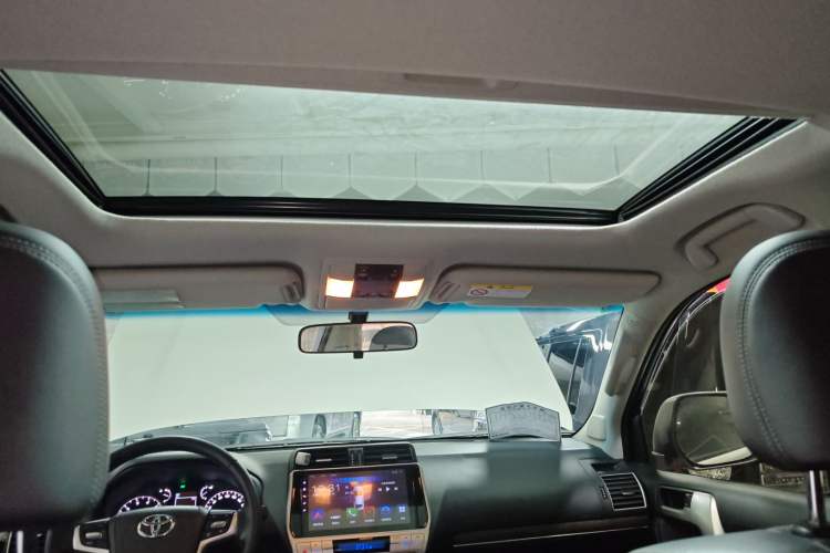 Used Toyota Prado 2018 3.5L Automatic TX-L with Rear-Mounted Spare Tire
