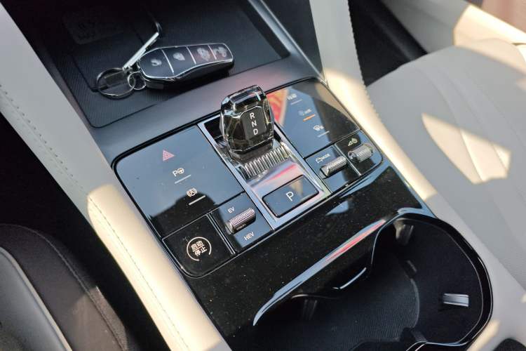 Used BYD Song PLUS New Energy 2025 DM-i Smart Drive 112KM Prestige Model
