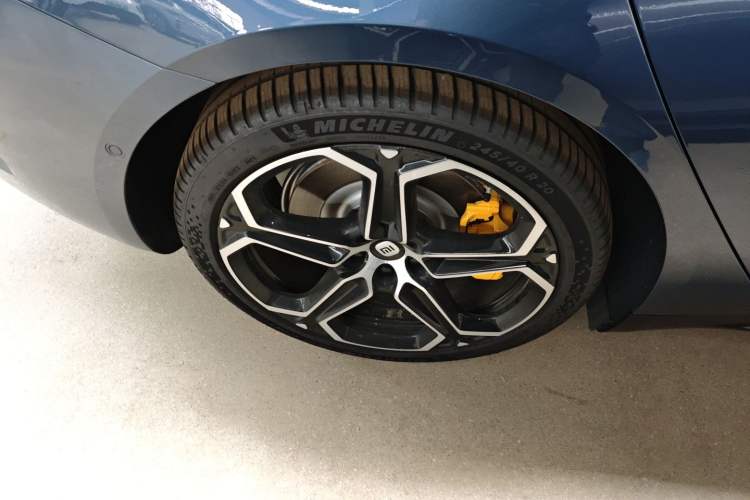 Used  SU7 2024 Rear-Drive Long-Range Intelligent Driving Version
