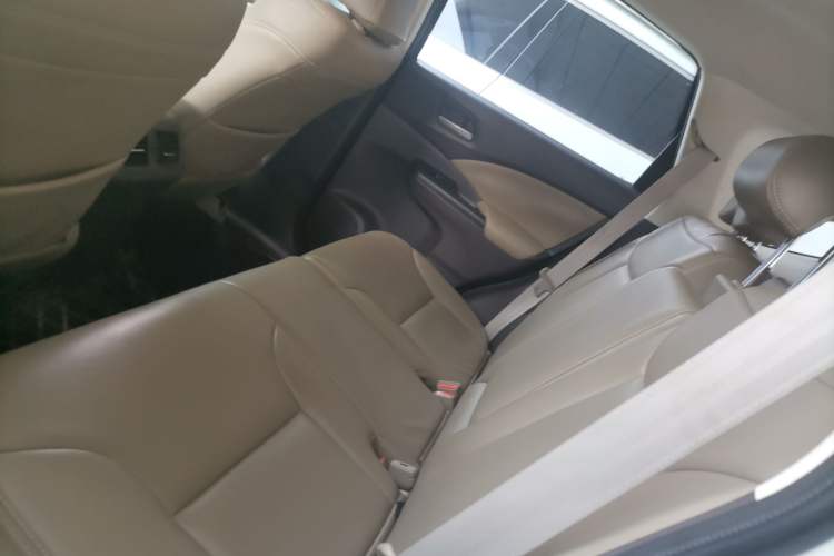 Used Honda CR-V 2015 2.0L 2WD Classic Edition