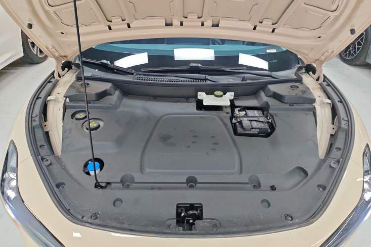 Used XPeng MONA M03 2024 620 with Ultra-Long Range