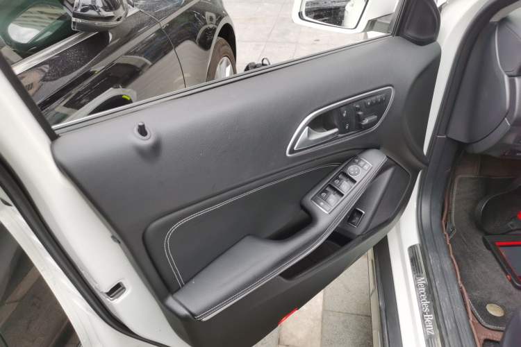 Used Mercedes-Benz GLA 2016 GLA 220 4MATIC Luxury Model
