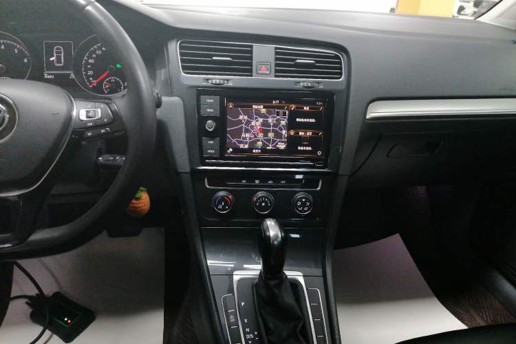 Used Volkswagen Golf 2019 200TSI DSG Comfort & Ambition Edition China VI Standard
