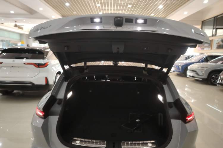 Used Nio ET5T 2025 75 kWh Touring