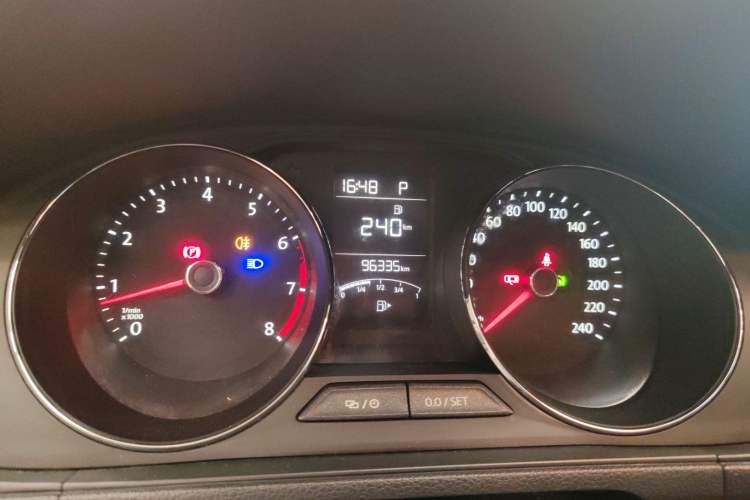 Used Volkswagen Lavida 2015 1.6L Automatic Comfort Edition