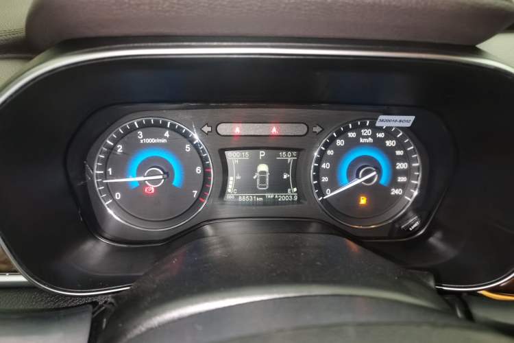 Used Dongfeng Fengon 580 2018 1.5T CVT Smart Connectivity Version
