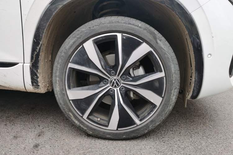 Used Volkswagen Tayron X 2023 330TSI Two-Wheel-Drive Flagship Smart Edition
