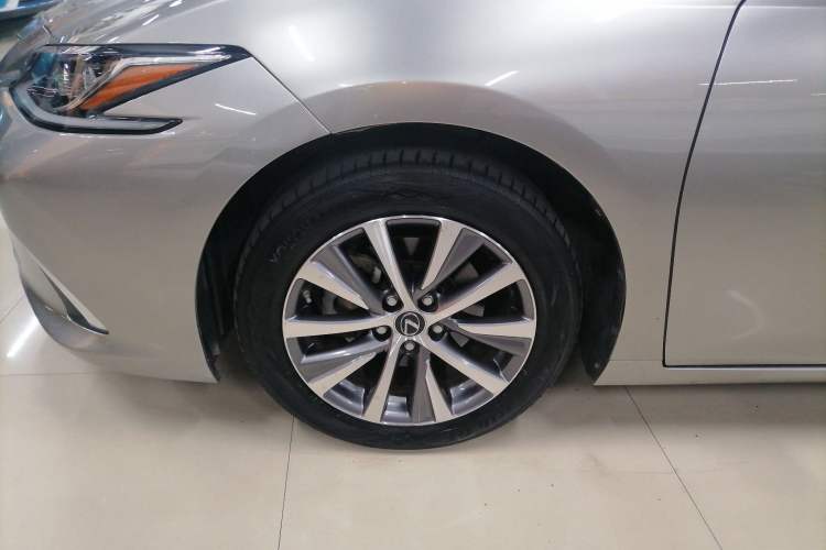 Used Lexus ES 2020 200 Luxury Edition
