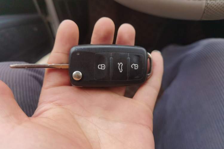 Used Volkswagen Lavida 2015 1.6L Automatic Fashion Edition
