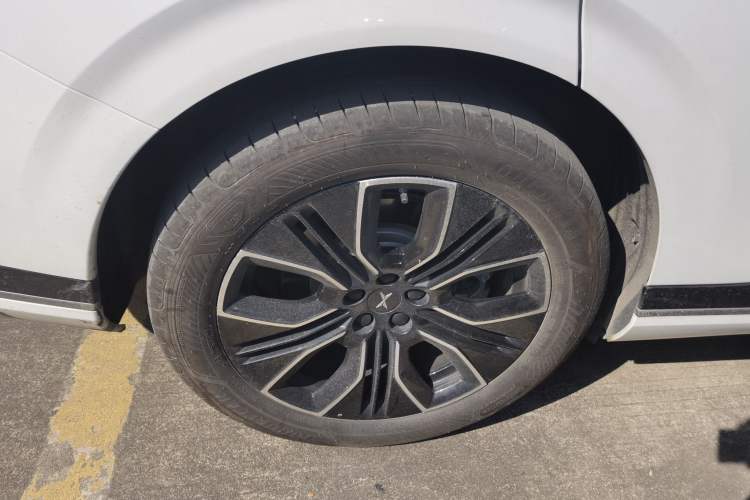 Used XPeng G9 2025 625 Long-Range Max
