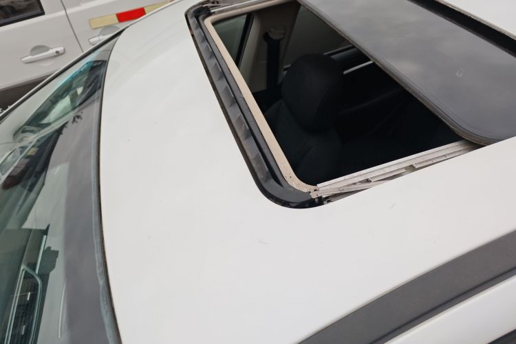 Used Peugeot 308 2014 Enjoy Edition Classic 1.6L Manual YouShang Model
