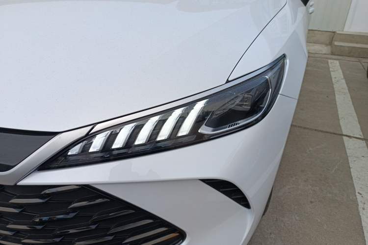 Used BYD Qin PLUS 2025 DM-i Smart Drive 55KM Leading Model