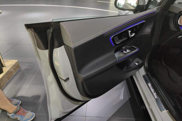 Used Mercedes-Benz EQE 2022 350 Luxury Edition
