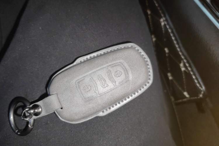 Used Geely Auto Emgrand GT 2015 1.8T Flagship Model
