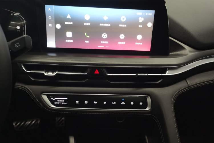 Used Changan CS75 PLUS 2020 1.5T Automatic Luxury Version
