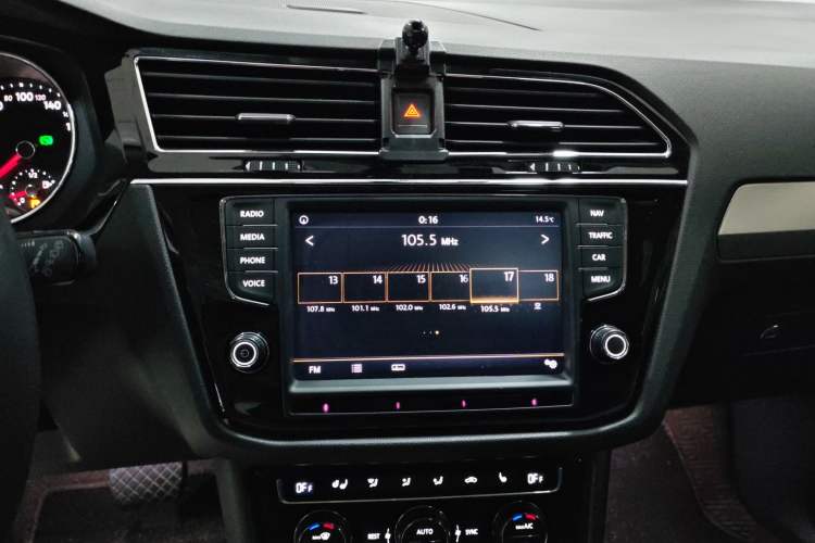 Used Volkswagen Tiguan L 2018 330TSI Automatic Two-Wheel Drive Luxury Edition