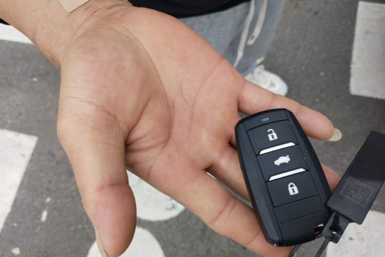 Used Changan CS75 2017 Shangkui Edition 1.5T Manual Fengxiang Model
