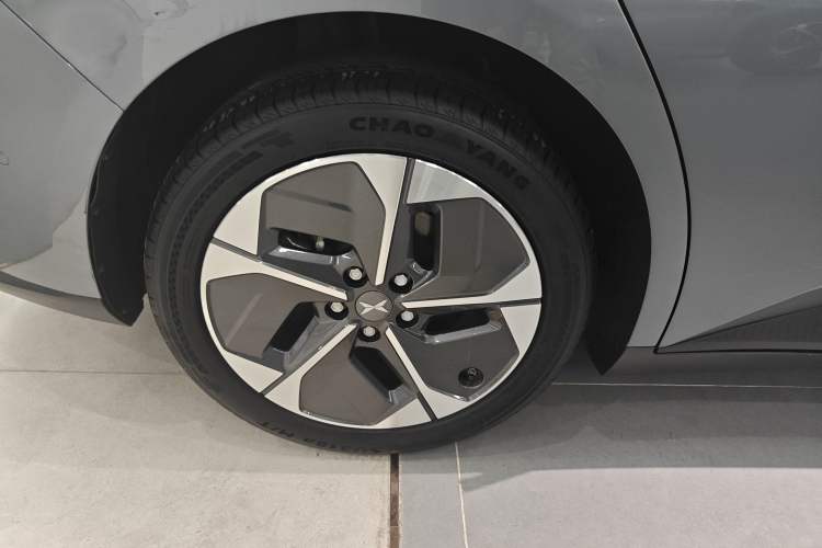 Used XPeng MONA M03 2024 620 with Ultra-Long Range
