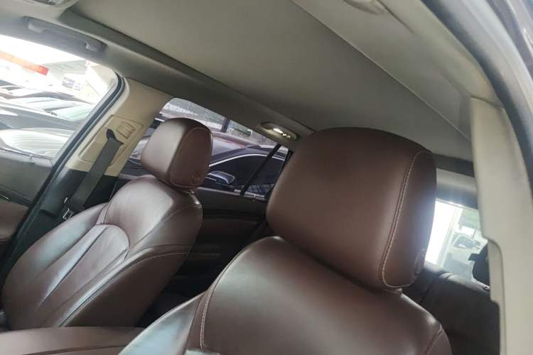 Used Buick Envision 2015 20T Two-Wheel-Drive Elite Model
