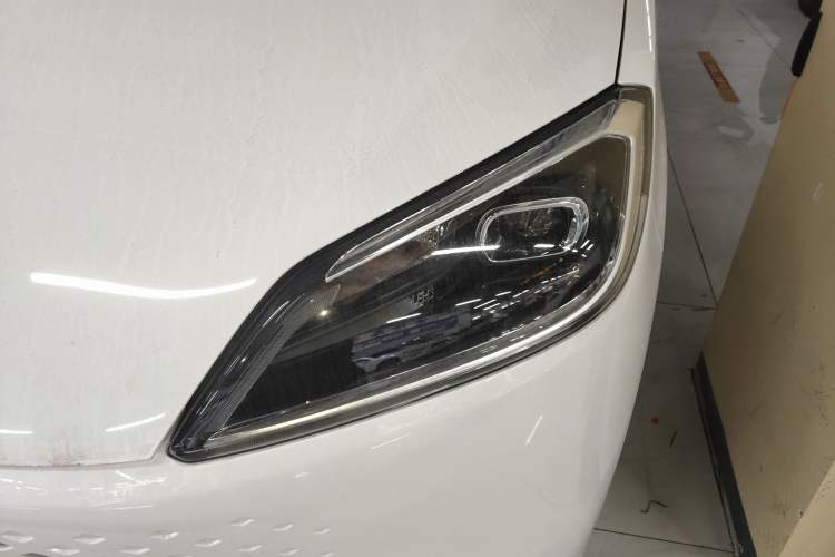 Used Wuling Hongguang New Energy 2025 Extended-Range Hybrid 50 km Utility Version
