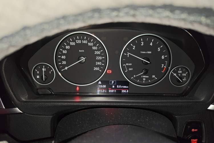 TDK.VehicleDetails.img