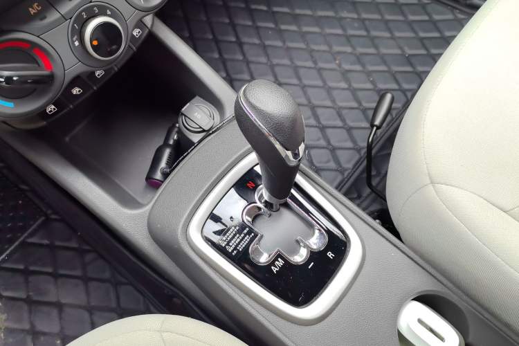 Used Chevrolet Sail 2015 Sail 3 1.3L AMT Ideal Edition
