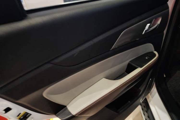 Used HYOSOW S5 2017 1.3T CVT Prestige Edition
