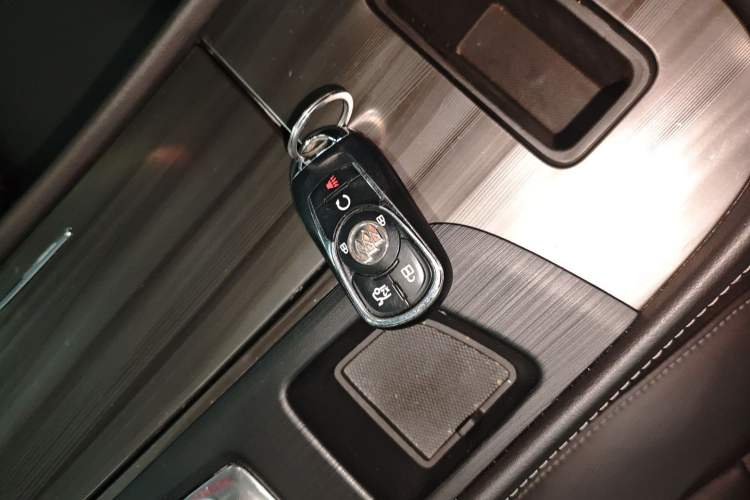 Used Buick LaCrosse 2022 652T Luxury Version
