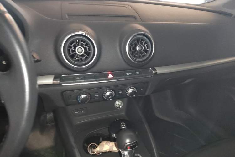 Used Audi A3 2019 Limousine 35 TFSI Ambition China V