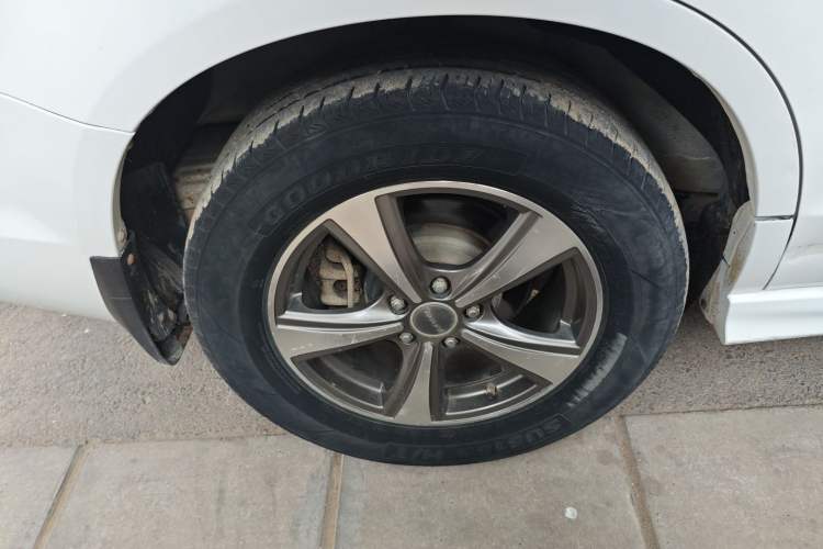 Used Haval H6 2015 Upgraded Model 1.5T Manual Two-Wheel Drive Elite Version
