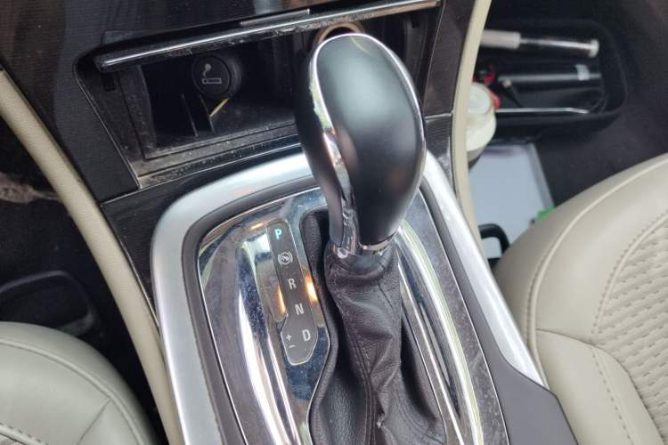 Used Buick Regal 2014 2.0L Leading Fashion Edition
