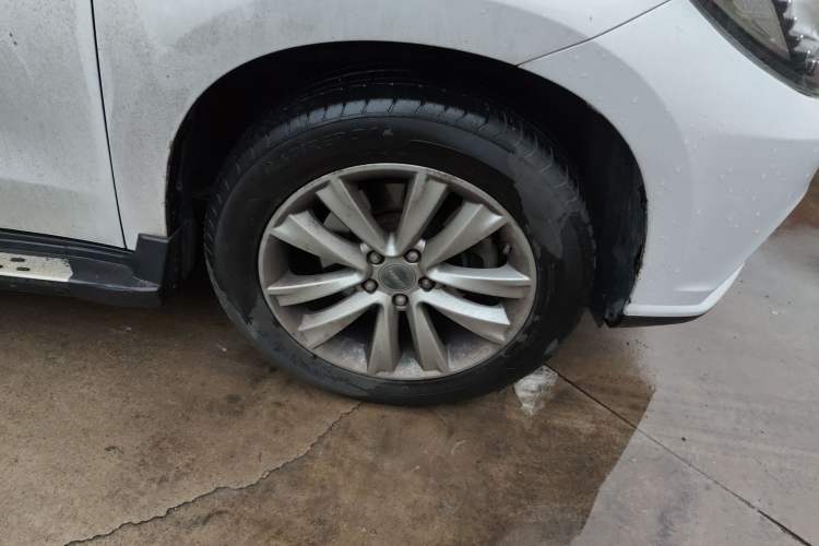 Used Haval H2 2016 Red Label 1.5T Manual Two-Wheel Drive Prestige Model
