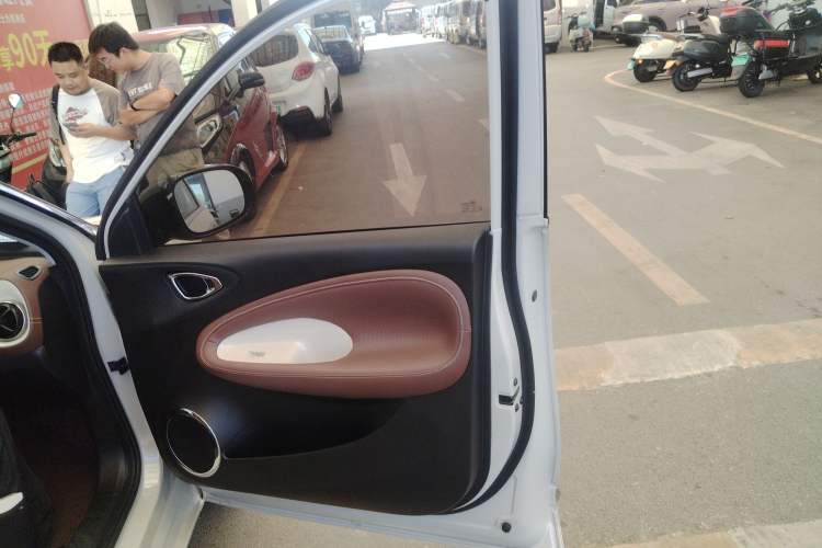 Used Wuling Bingo 2023 410 km Lingxi Deluxe Edition