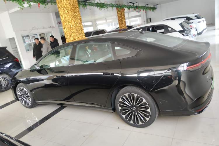 Used Nissan N7 2025 625 Max